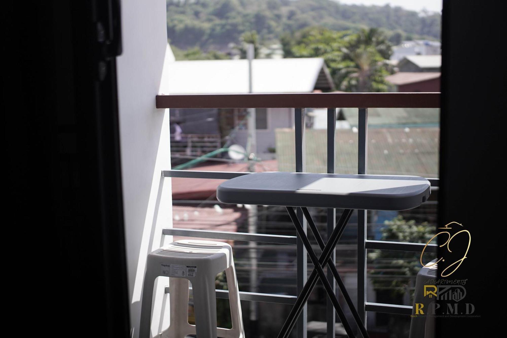 Cj Apartments Olongapo Exterior foto
